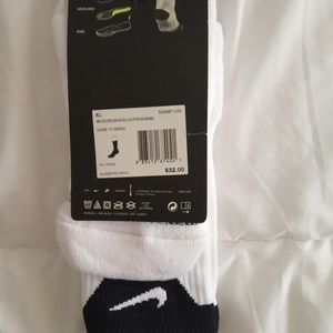 Nike Underwear & Socks - White Nike Grip Power Basketball Crew Socks XL Nike Underwear & Socks - White Nike Grip Power Basketball Crew Socks XL